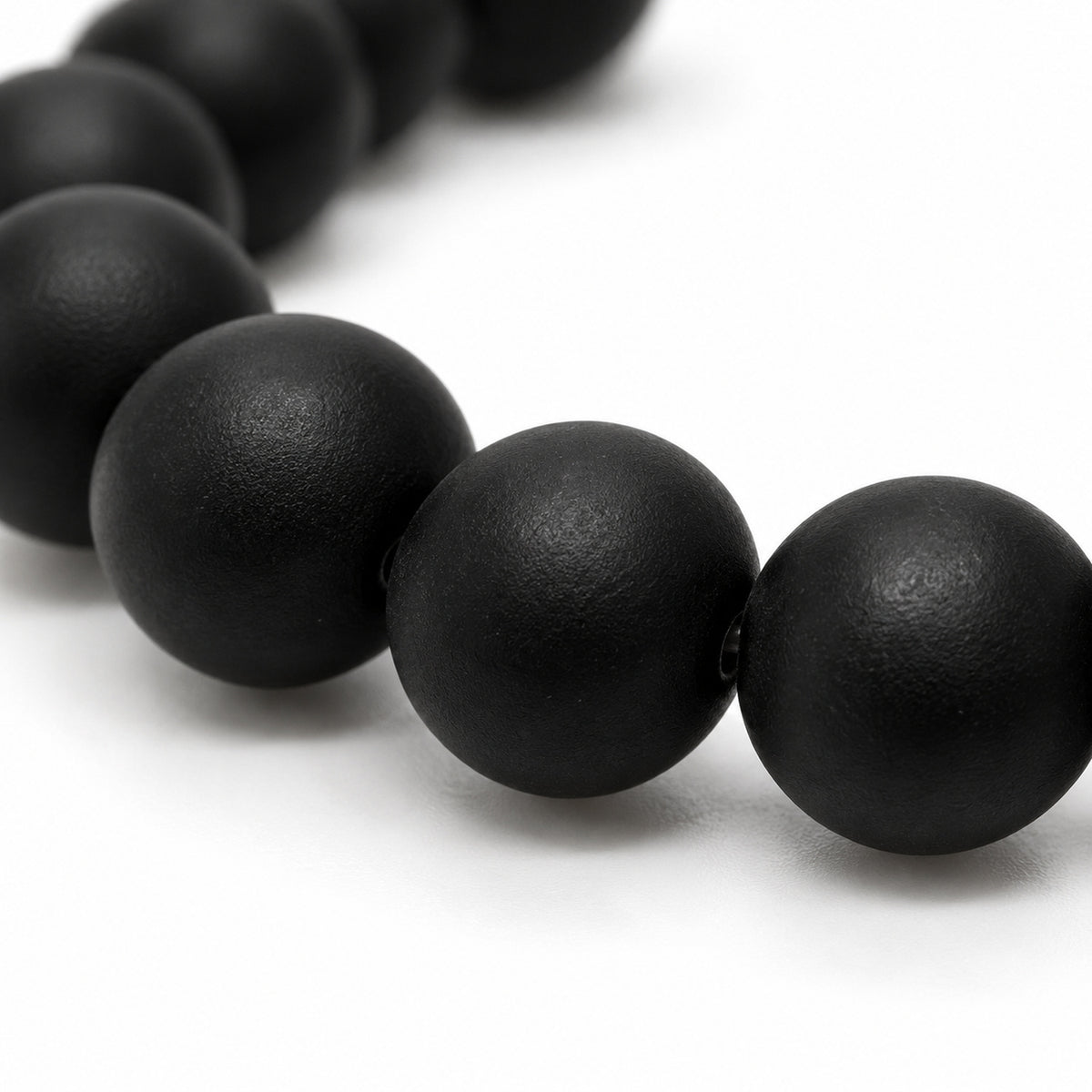 Black Onyx Bead Bracelet – Low-angle view